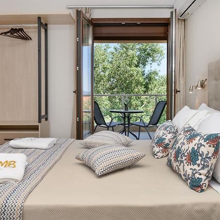 M&B Boutique Apartments Неа-Рода Экстерьер фото