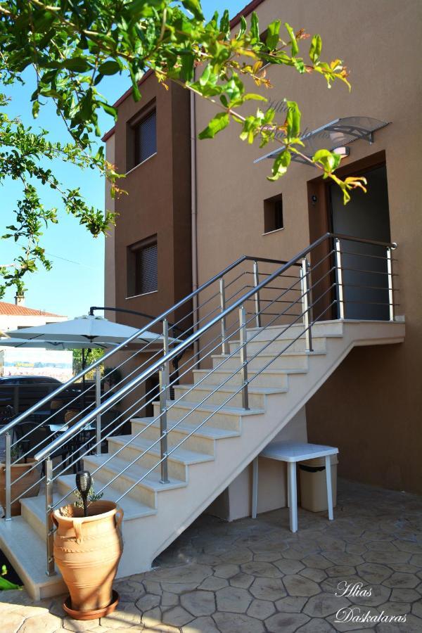 M&B Boutique Apartments Неа-Рода Экстерьер фото