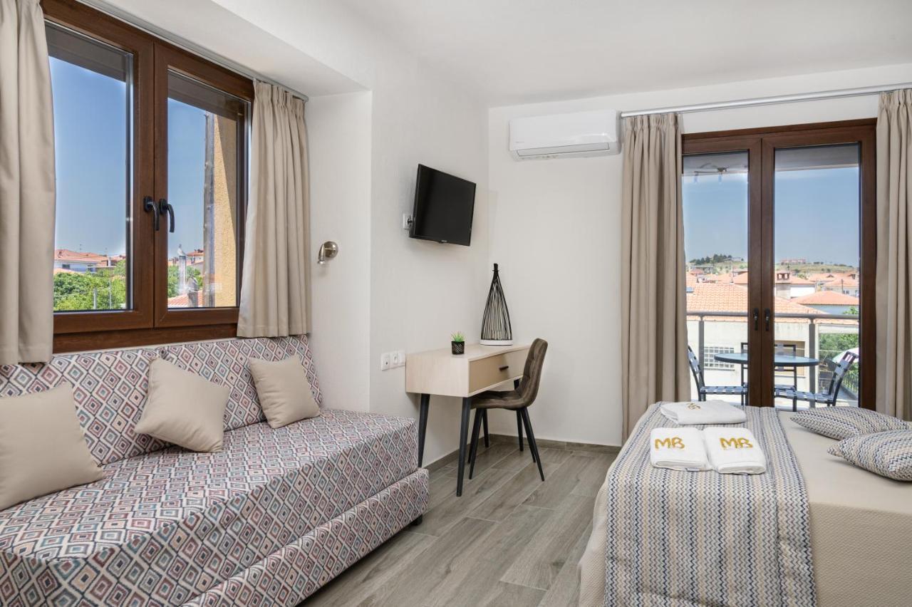 M&B Boutique Apartments Неа-Рода Экстерьер фото